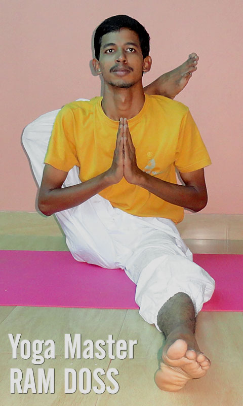 Yoga Teacher Training India, Yoga Master Ram Doss, School of Santhi Yoga School in India. Yoga posture Eka pada sirsasana.